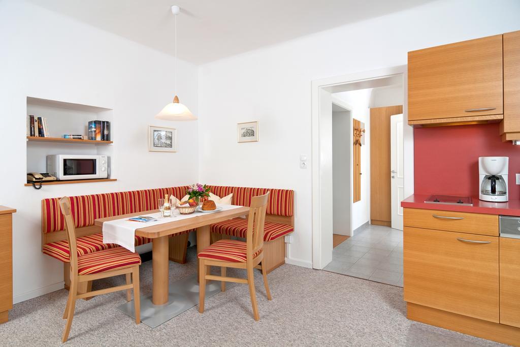 Schuetzenhof Aparthotel Sattendorf Ruang foto