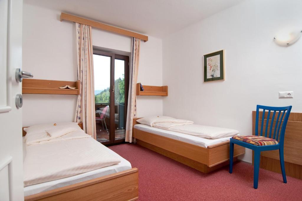 Schuetzenhof Aparthotel Sattendorf Ruang foto