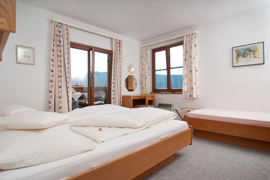 Schuetzenhof Aparthotel Sattendorf Ruang foto